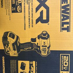 DEWALT 1/4 IMPACT DRIVER 