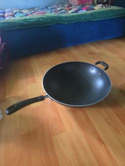 Huge wok