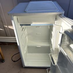 College Mini fridge and Chiller