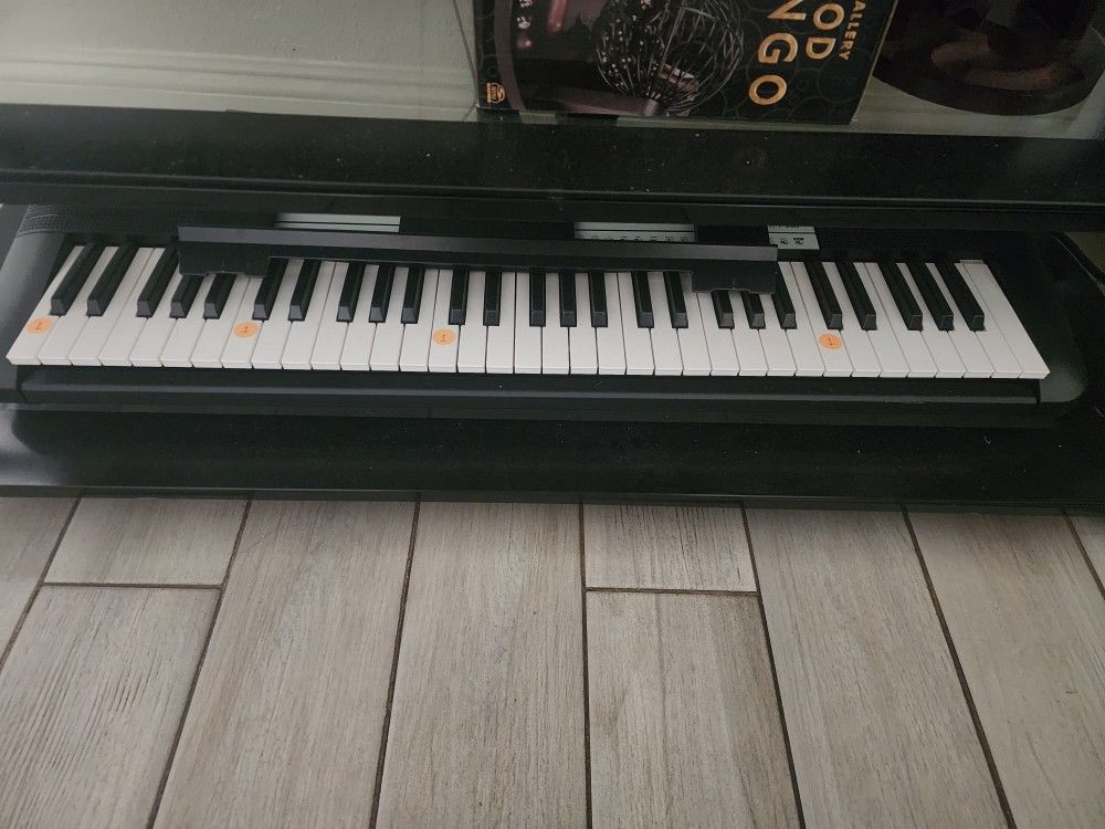 Teclado En Perfectas Condiciones $100