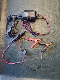 Battery Charger / Maintainer