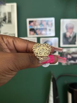 Gold-Tone Hello Kitty Heart Ring
