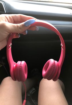 hot pink beats