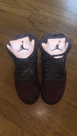 Jordan 5’s burgundy
