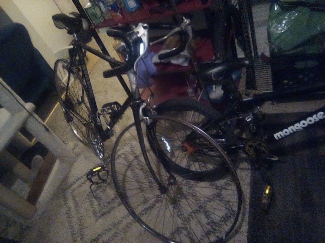 Rouce Union, Raleigh, Trek,Roadmaster, 2 Mongoose BMX 