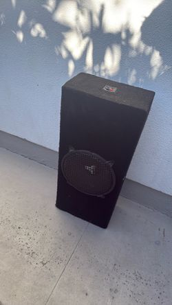 JL AUDIO Subwoofer Speaker Box with terminals