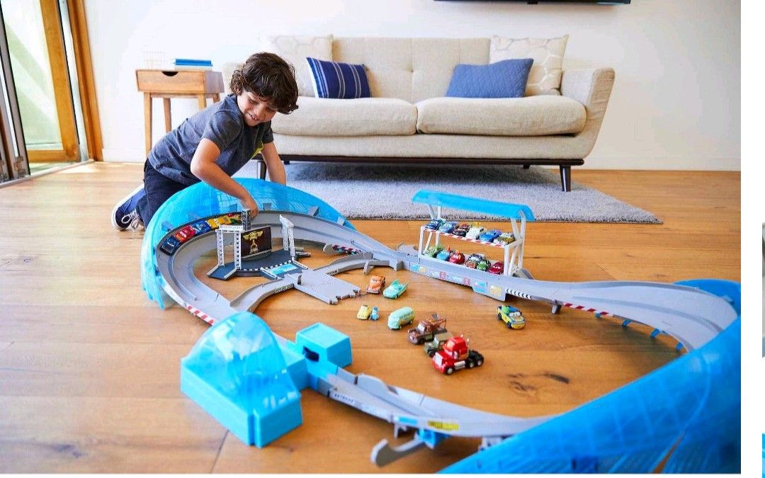 Disney Pixar Cars Ultimate Florida Speedway Trackset