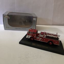 Die Cast 1960 Mack C Fire Pumper Signature Model