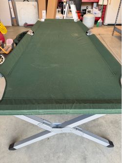 Folding cots