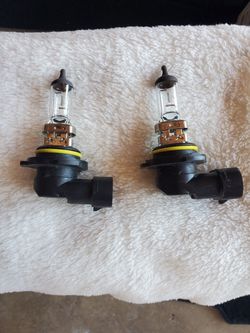 Head lights ->SYLVANA HB4 U 9006