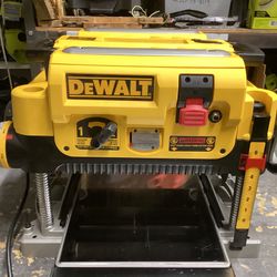 🧰🛠DEWALT 15 Amp Corded 13 in. Planer-LIGHTLY USED/LIKE NEW!-$500!🛠🧰