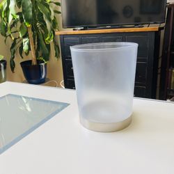 Nice Bath Trashcan. Brand new. Never used. High quality plastic. 9.25” tall. 7.5” in the opening diameter.