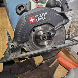 Porter-Cable 20V Max Lithium Cordless Circular Saw