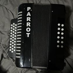Parrot Accordeon