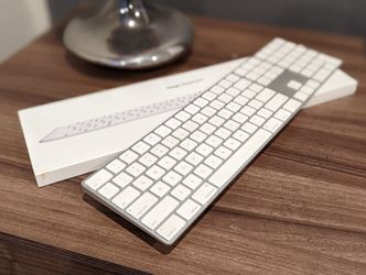 Apple Magic Keyboard and Numeric Keypad