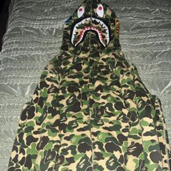 BAPE HOODIE TAKING TRADES/PRICES