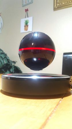 Speaker Bluetooth Flotante
