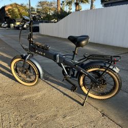 E-Lux Malibu Folding E-Bike