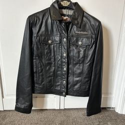 Women’s Small Harley DavidsonLeather Vest And Jacket