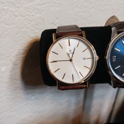 New Bulova Mens Watch W/ Genuine Leather 