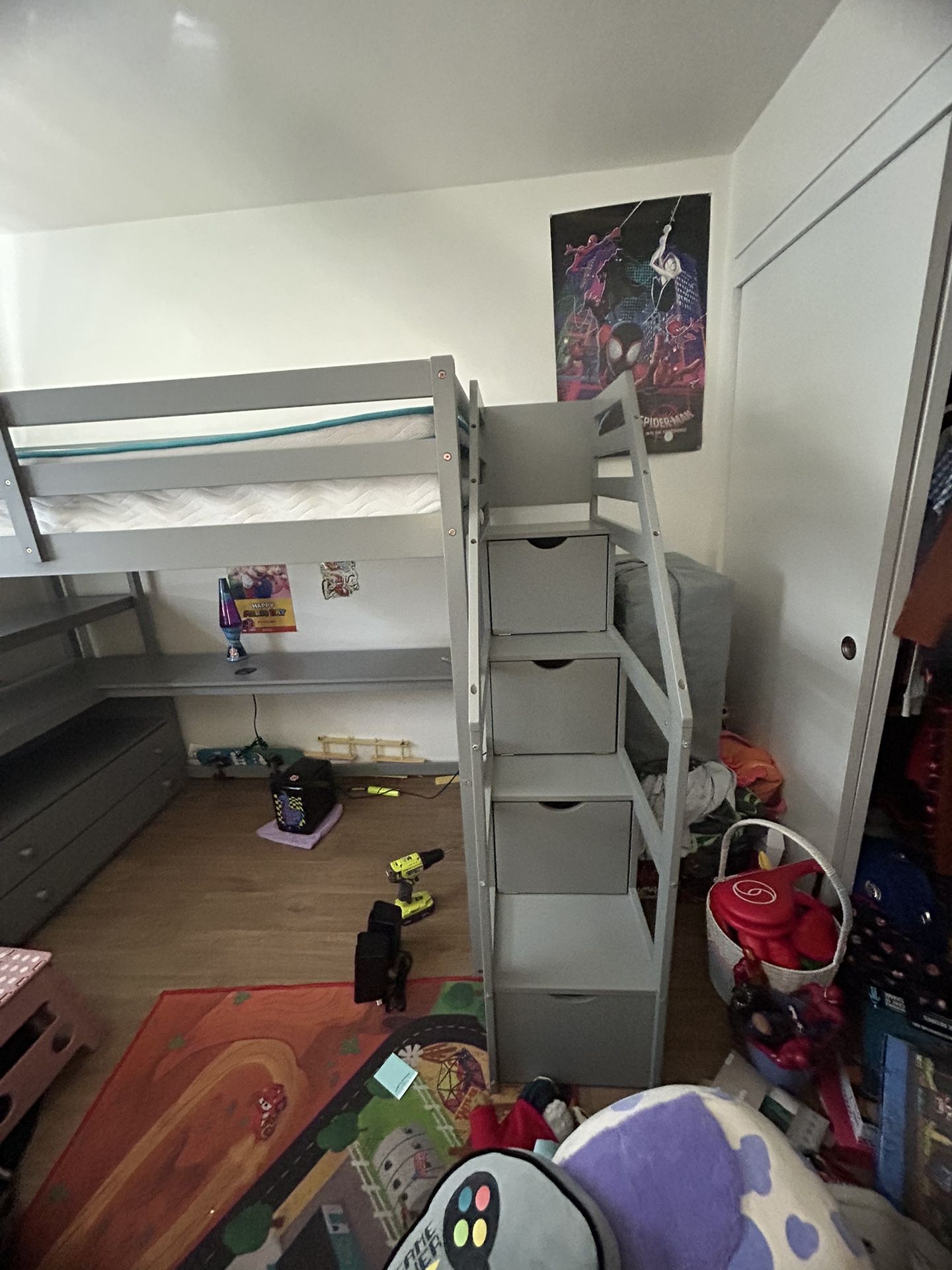 Twin Size Loft Bed
