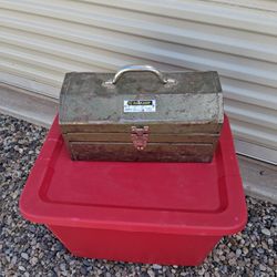 VINTAGE TOOLBOX NAPA BRAND