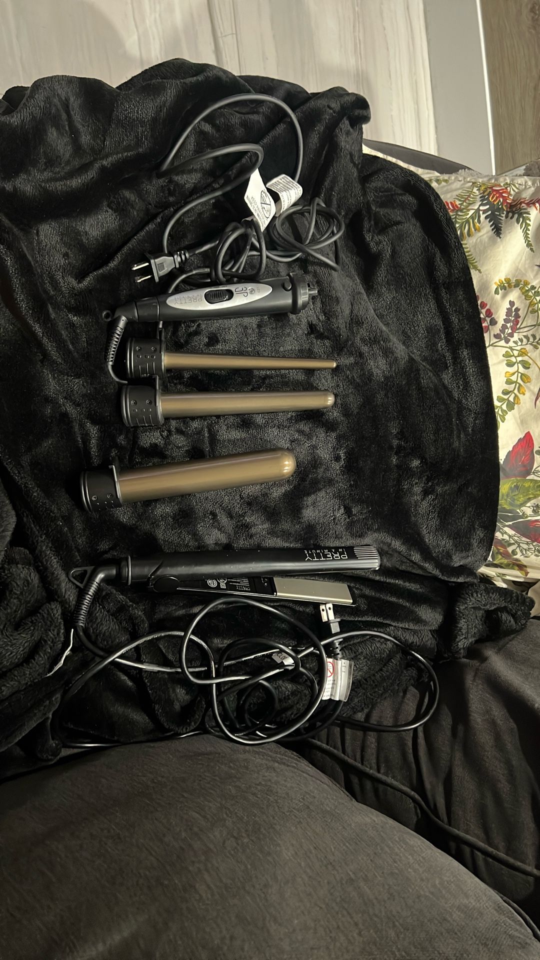 Black Curler Iron / Flat Iron