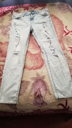 Light Wash Distressed Skinny Jeans
