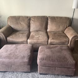 Couch With Pull Out Sofa 