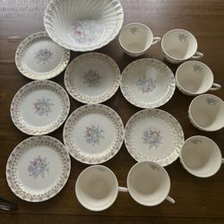 Vintage Royal China "Golden Glory" 22K Gold Dinnerware Set - 1950s