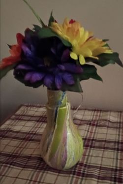 Light-Up Faux Floral Arrangement / Custom Marbled Accent Lamp
