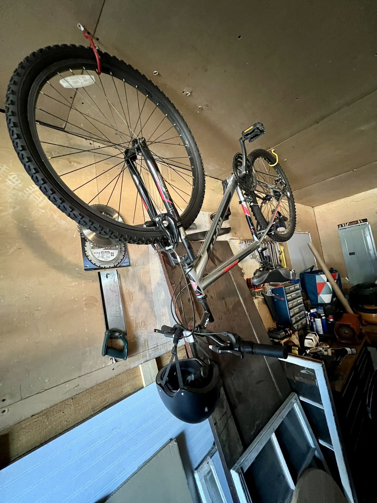 Mountain Bike