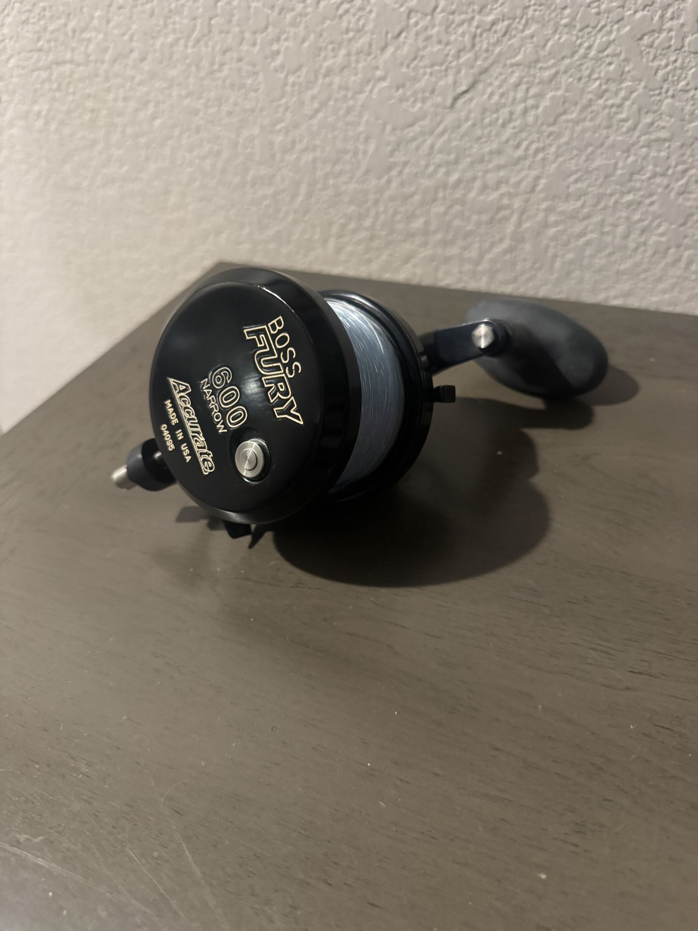 Accurate Boss Fury Single Speed Salt Water Fishing Reel. Like New Ready To Fish.