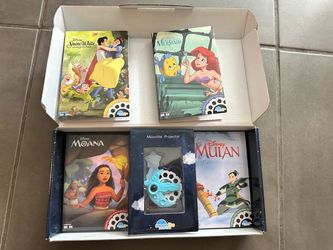 Moonlite Disney Projector w/stories