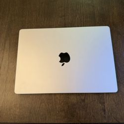 MacBook Pro 14” M1 Pro 16GB / 512GB  (late 2021)