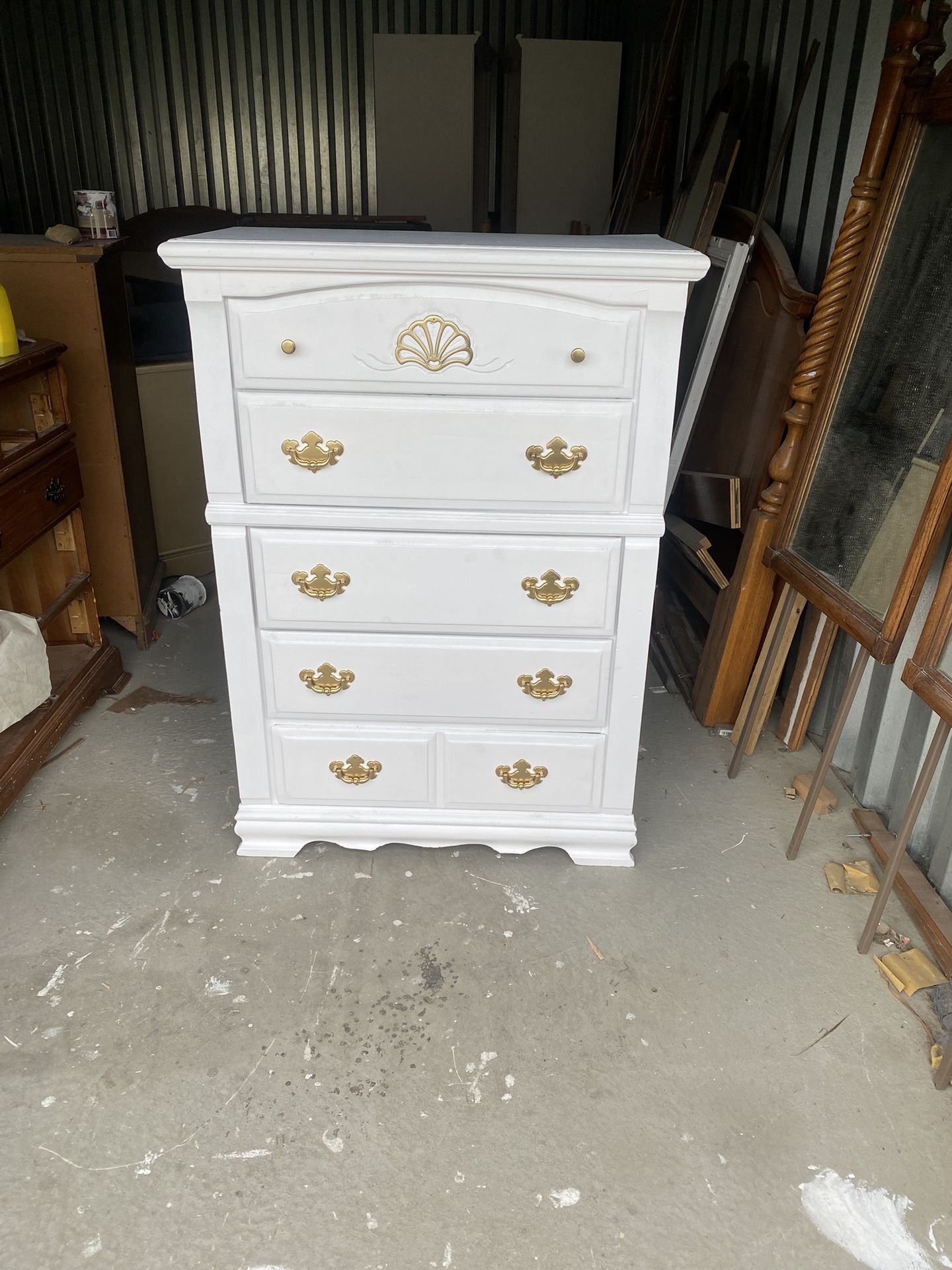 White 5 Drawer Solid Wood Dresser 