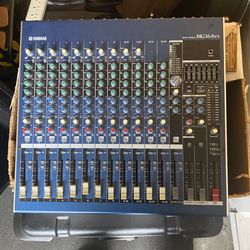 Mixer Yamaha MG 16/6 FX 16 