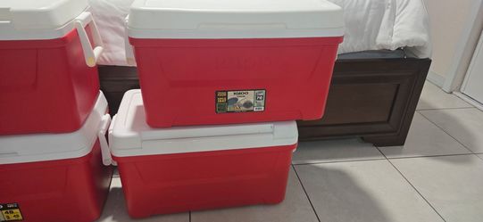 Igloo Laguna 48-Quart Coolers