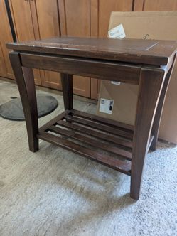 Free nightstand