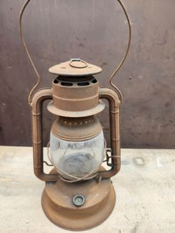 Rail road kerosene lamp