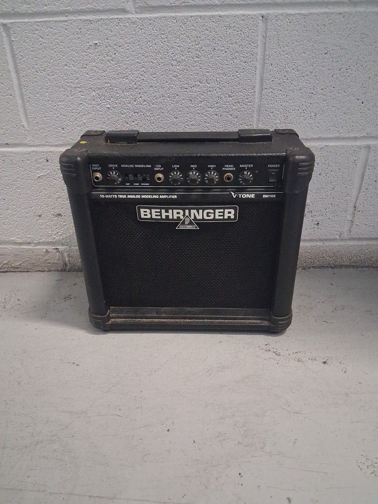 Beringer Vtone 15 Watts Amplifier