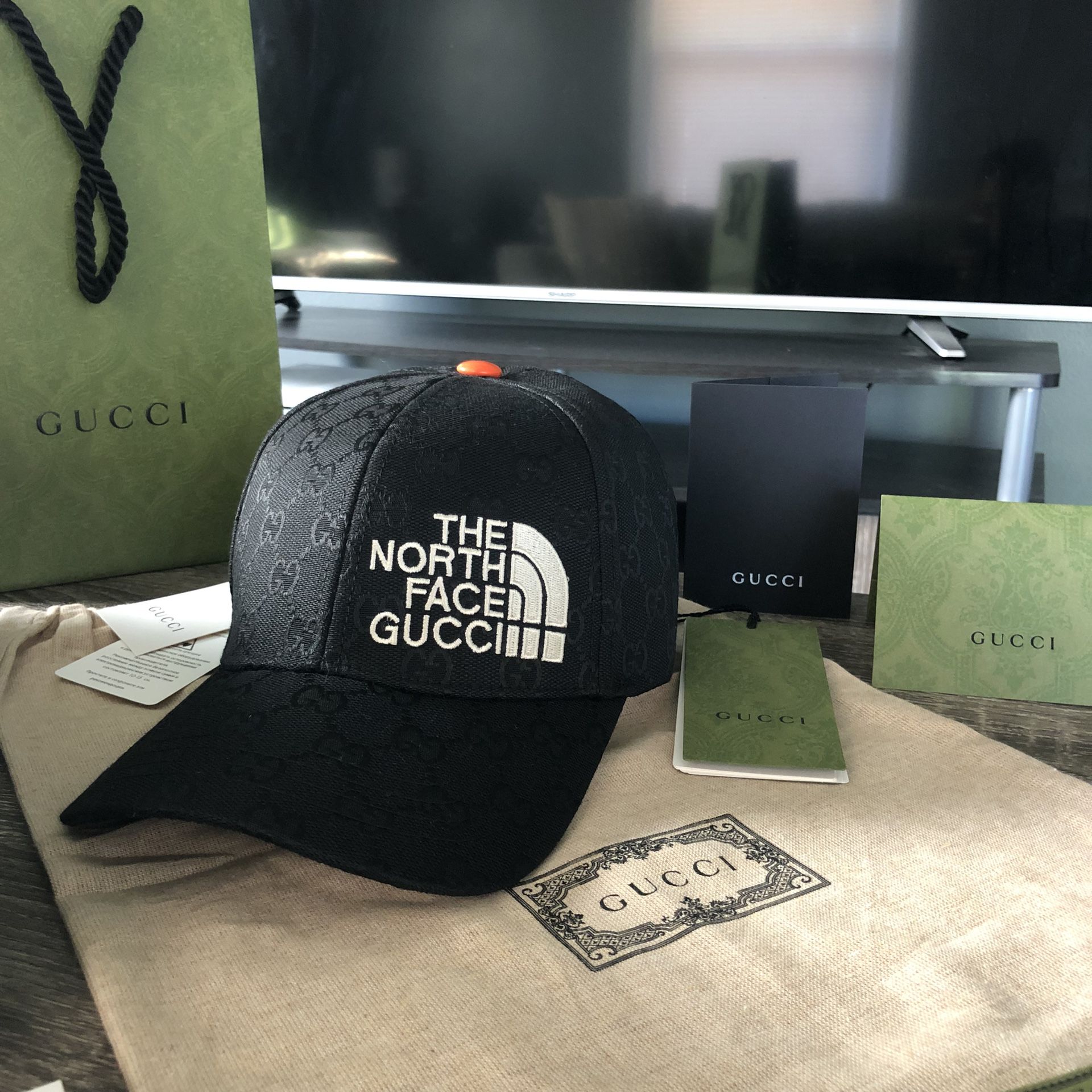 GUCCI X NORTH FACE CAP