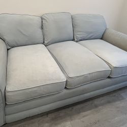 Comfortable Bassett Couch (Delivery Available) 