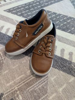 Nautica Toddler boys shoe size 10