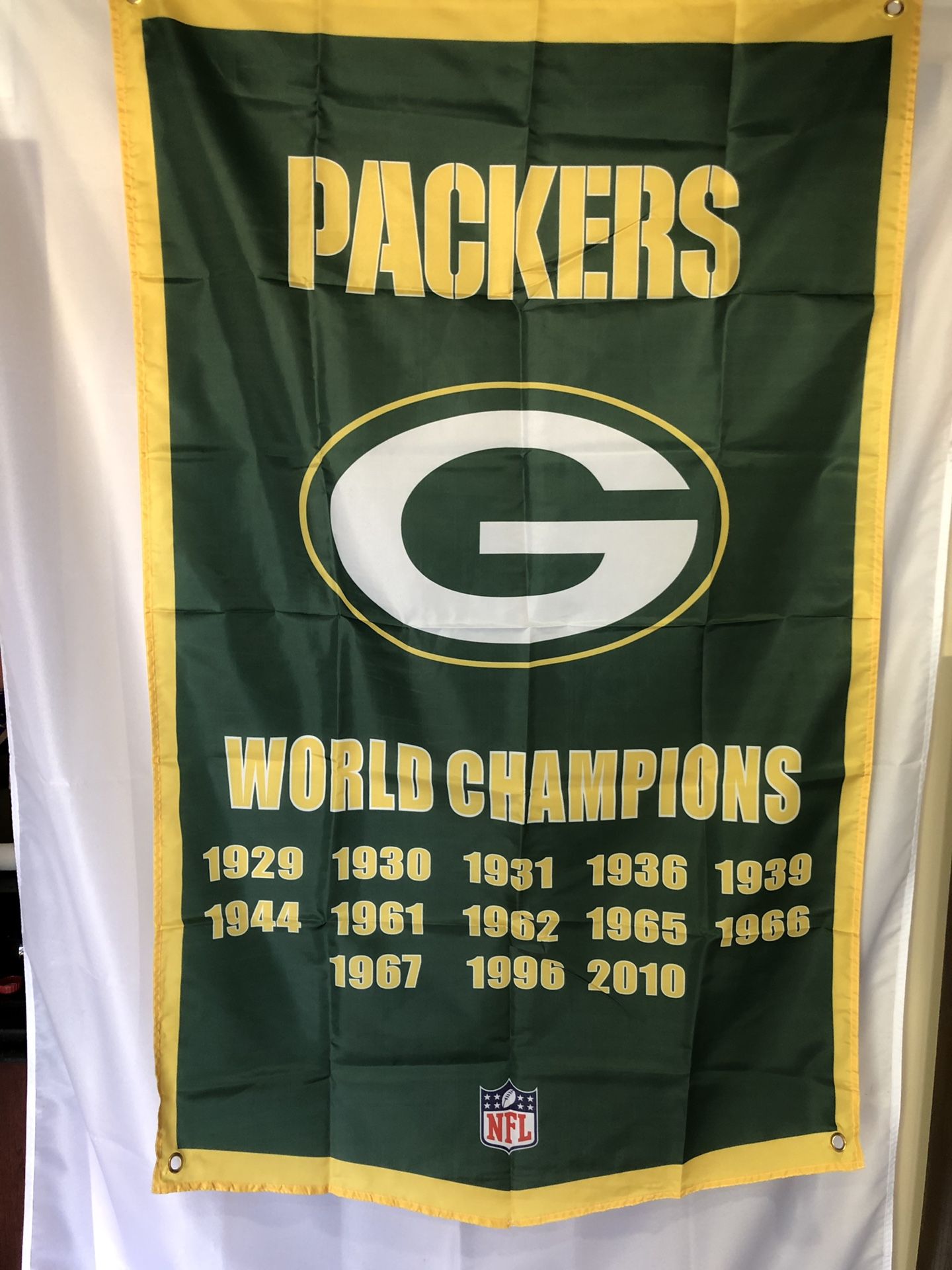 Green Bay Packers Champions Wall Banner (3’x5’)