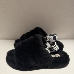 UGG Fluff Yeah Slides Size 4W