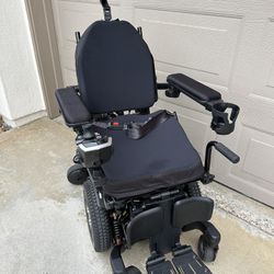 Electric Wheelchair 