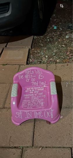Girls hight chair