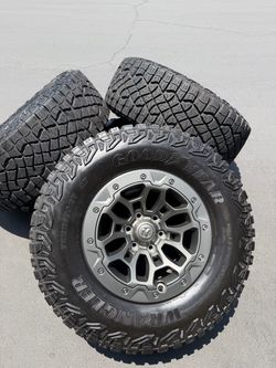 Dodge Ram TRX Factory Wheels Tires