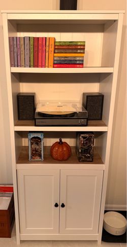 Bookshelf